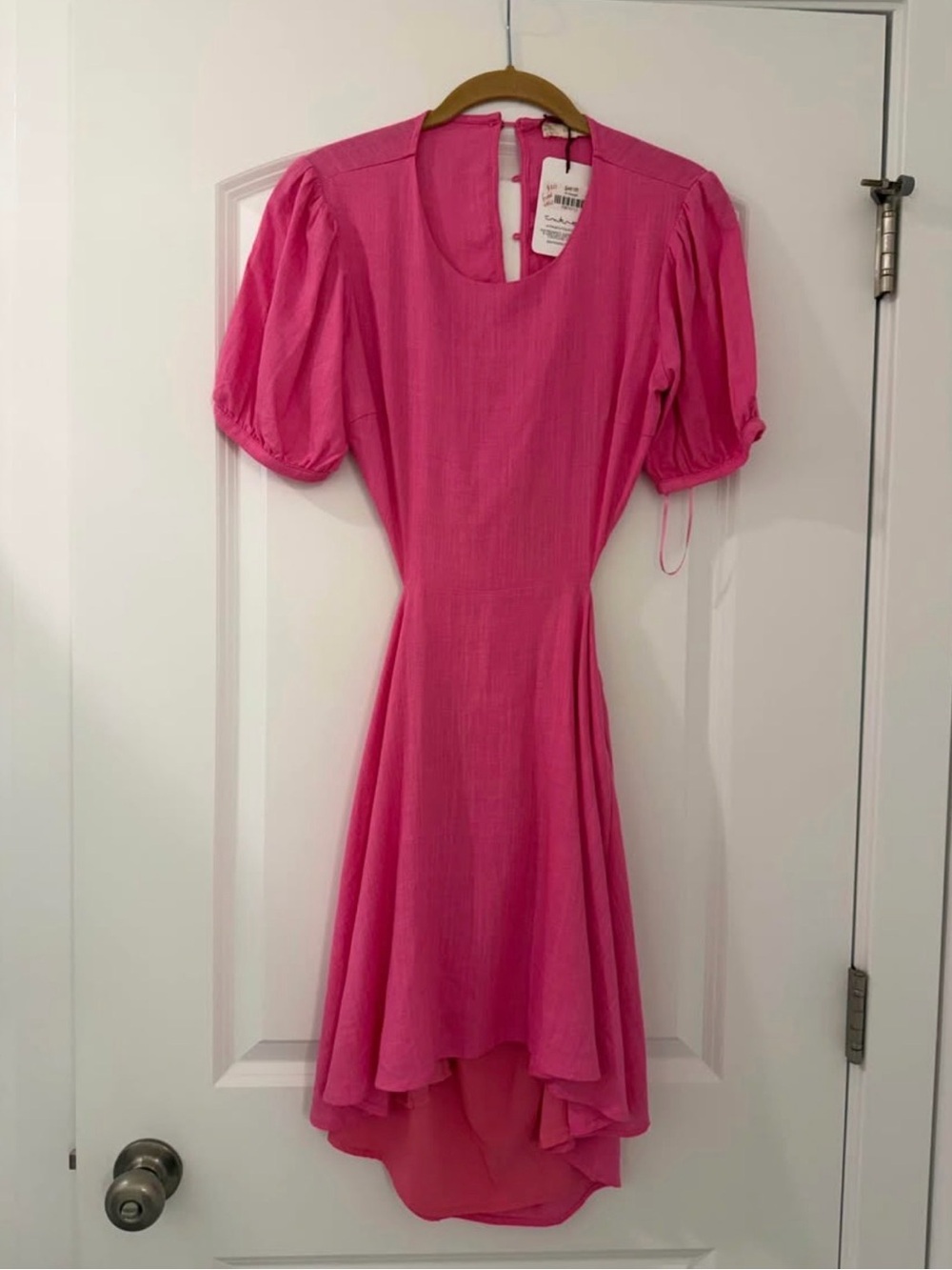 entro Hot Pink Backless High-Low Puff Sleeve Dress
